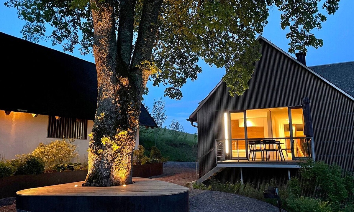Unterkirnach Apartment | Apartment 'Under the Linden' with Shared Terrace, Communal Garden and Wi-Fi