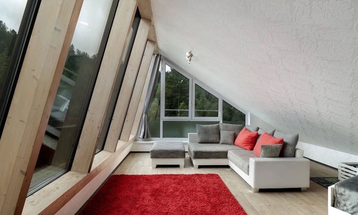 Freudenstadt Apartment | Apartment 'Villa Eichwald - Schwarzwaldloft' with Shared Garden, Balcony and Wi-Fi