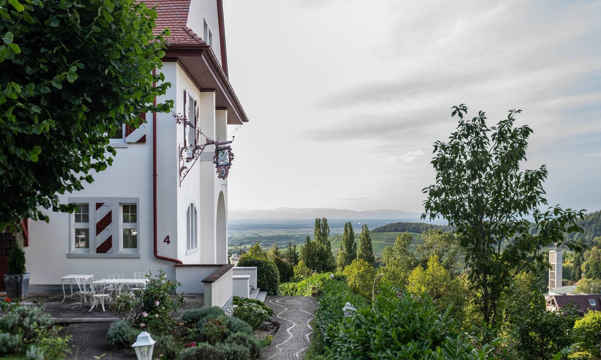 Badenweiler Apartment | Apartment 'Villa Schlössle' with Mountain View, Private Terrace and Wi-Fi