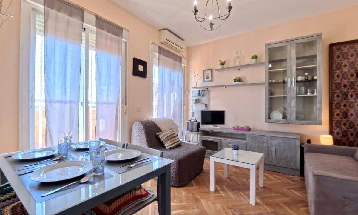 La Latina Apartment | Apartment with unique terrace - light, air and calmness