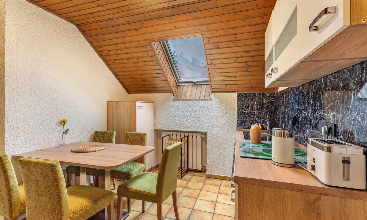 Olsberg Apartment | Apartment 'Wohnung 2' with Shared Terrace, Shared Garden and Wi-Fi