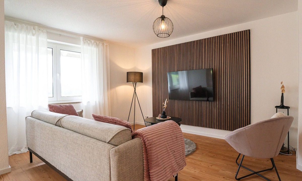 Kadelburg Apartment | Apartment 'Wohnung Im Rheintal' with Balcony and Wi-Fi