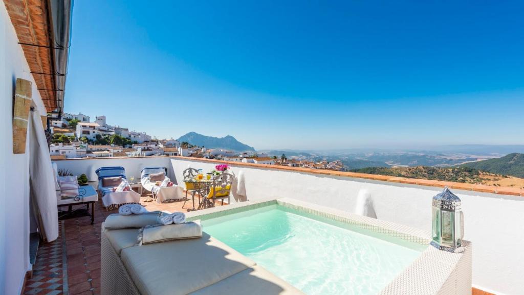 Gaucin Apartment | Atico la Carrasquilla Gaucin by Ruralidays