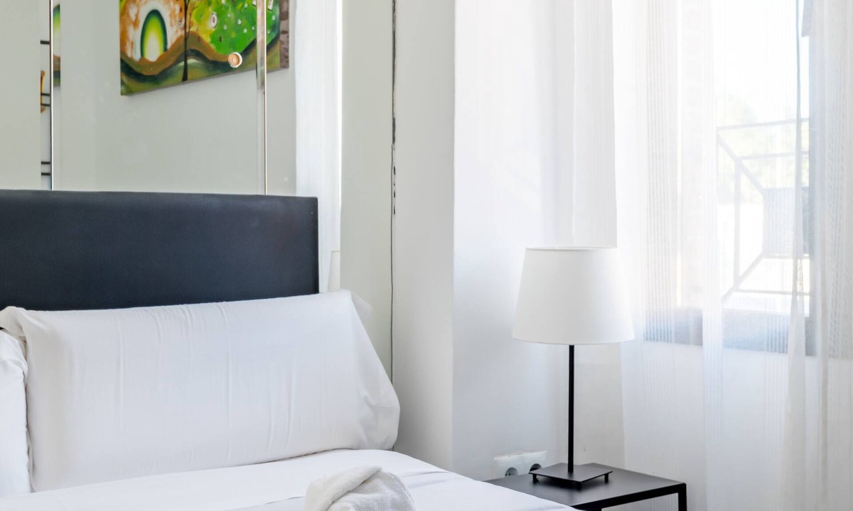 Canillas Hostel | AYZ Ulises - Auto check-in property