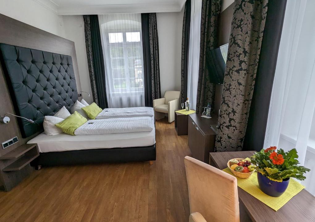 Staatsbad Brueckenau Hotel | Badhotel Bad Brückenau