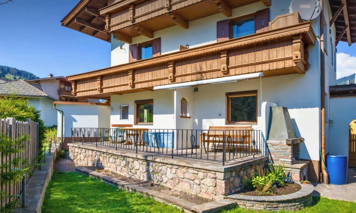 Zillertal Apartment | BARBARA'S GARDEN – Private Terrace & Garden