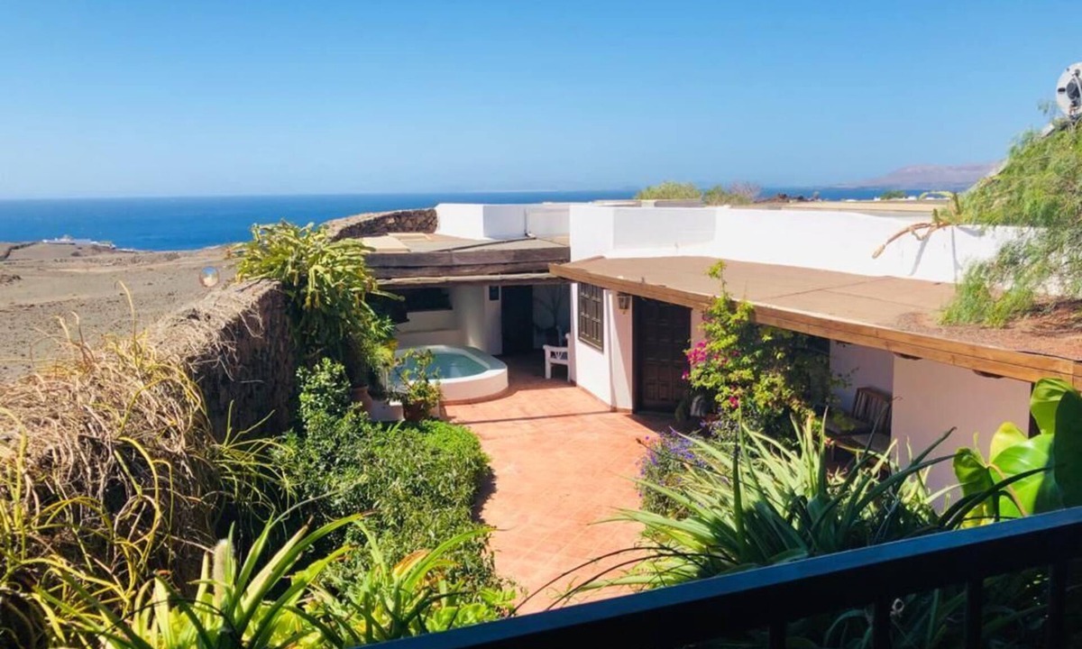 Tias House | Beautiful 3-Bed vacation House in Macher