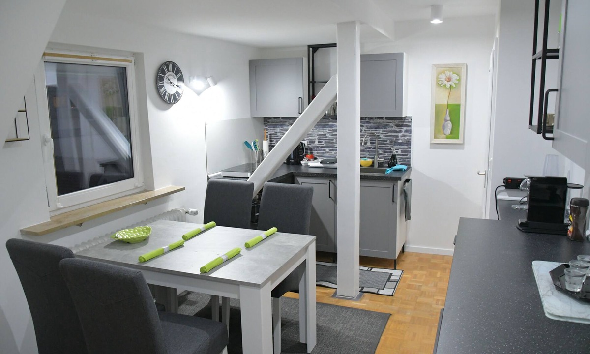 Stein Apartment | Beautiful 3-Room-Apartment Stein close to Palm-Beach, Playmobil-Park, Nuremburg