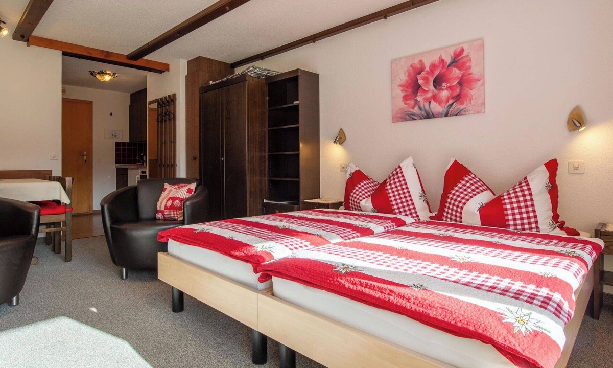 Saas Almagell Apartment | Beautiful apartment for 4 guests with WIFI, TV and balcony