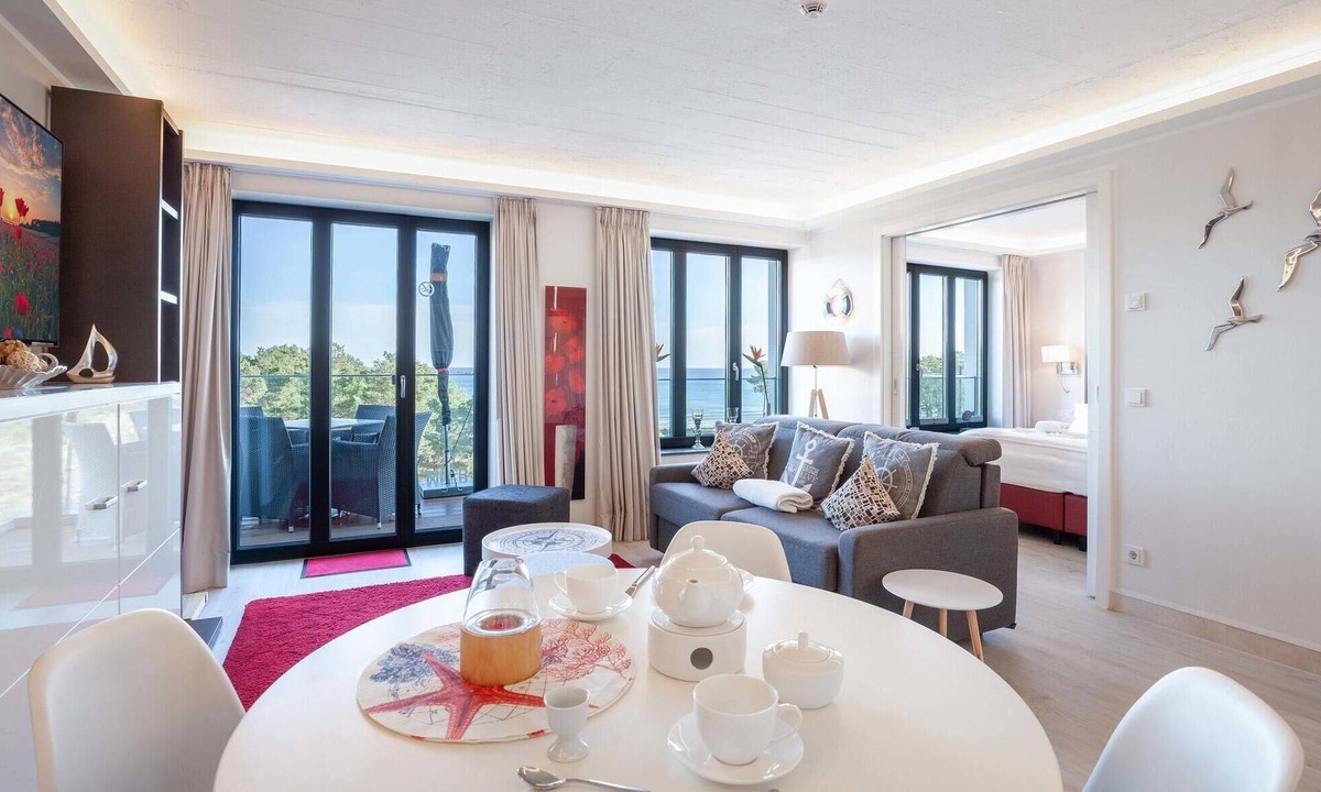 Prora Apartment | Beautiful apartment in Binz with outdoor swimming pool