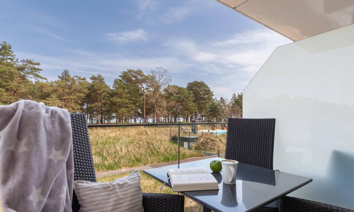Prora Apartment | Beautiful apartment in Binz with indoor swimming pool