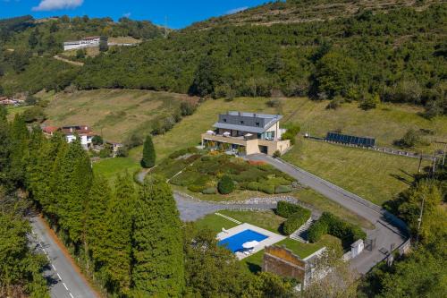 Llodio House | Beautiful house 15 min away from Bilbao