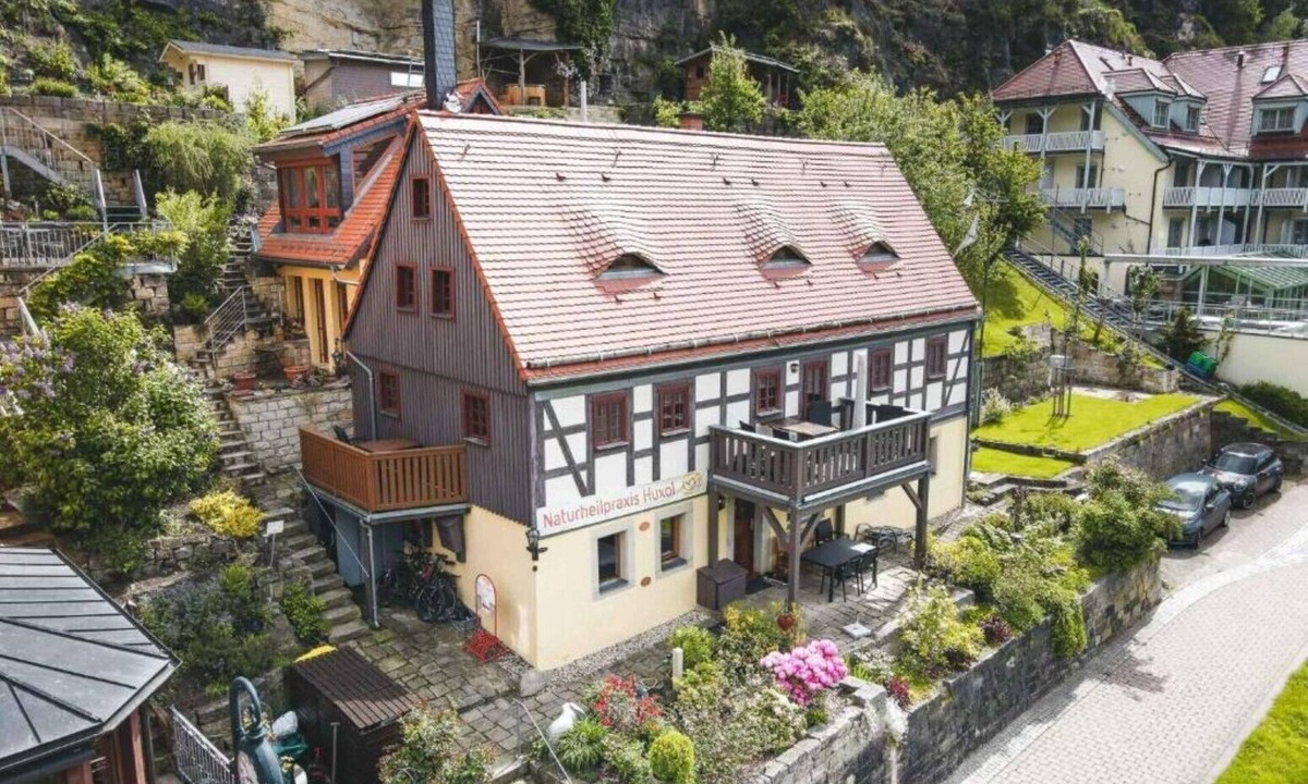 Niederrathen Apartment | Beautiful maisonette apartment 2 Haus Elbjuwel (1st floor/DG)