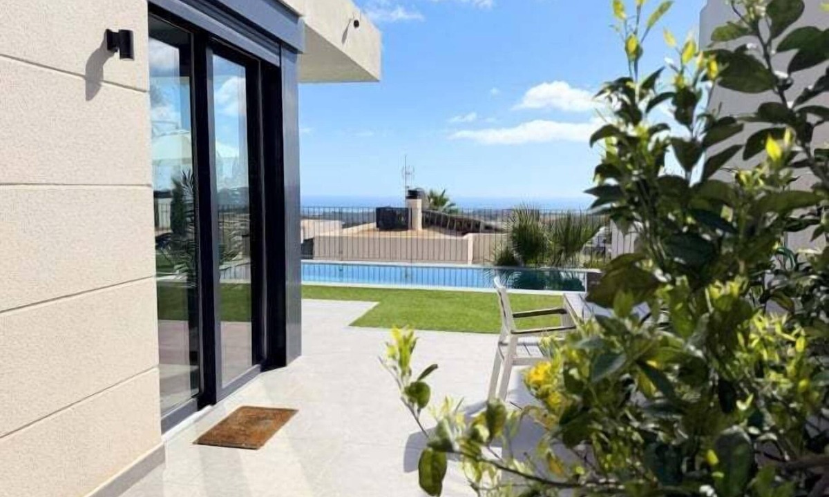 Polop Villa | Beautiful villa with private pool and sea views