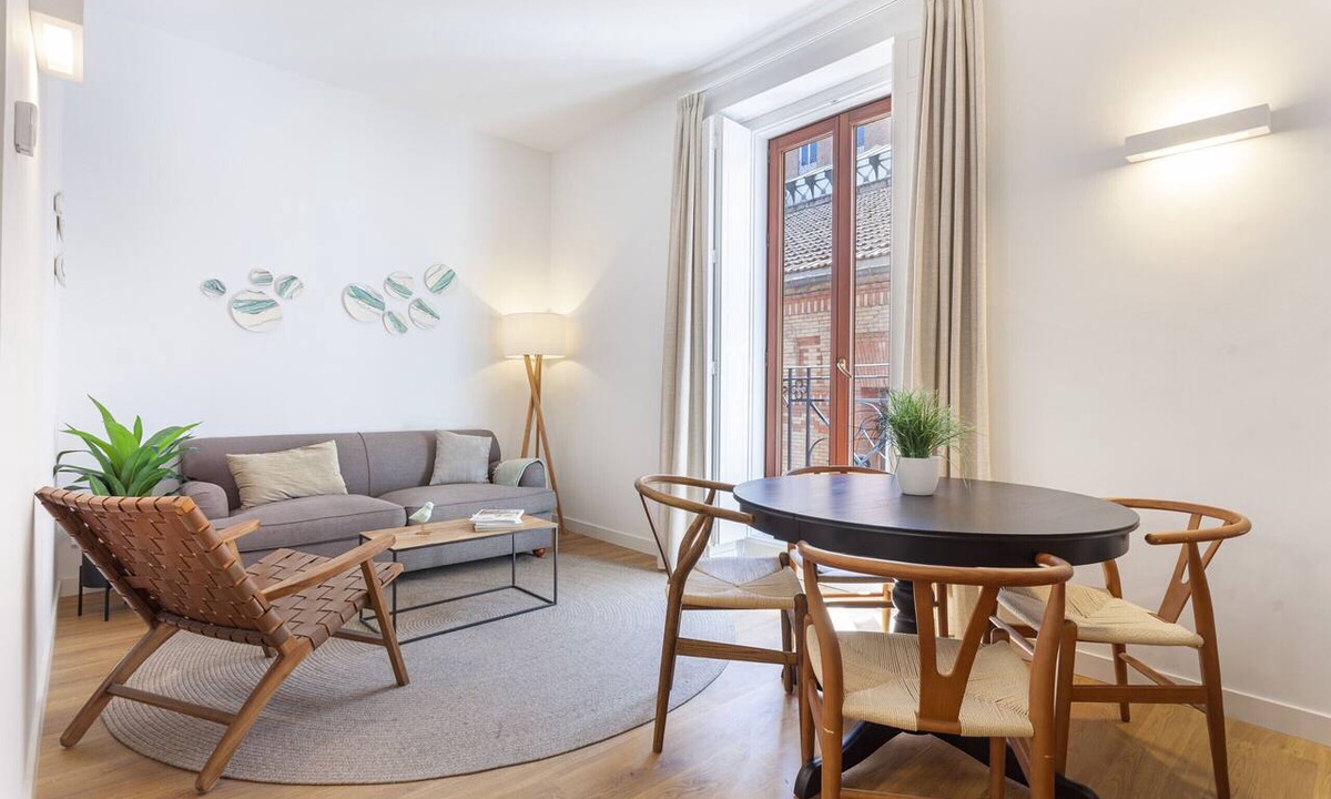 Cortes Apartment | Bellas Artes III apartment in Madrid