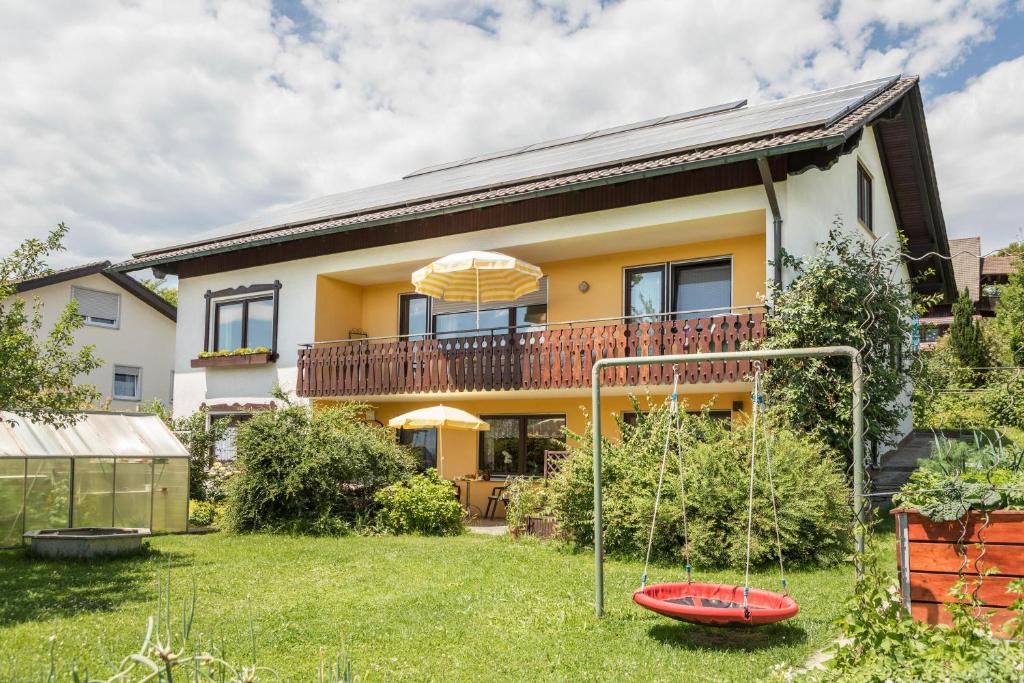 Hergensweiler Apartment | Bett und Frühstück bei Gertrud