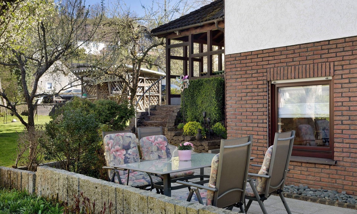 Lennestadt Apartment | 'Bilstein' Apartment in a Quiet, Central Location