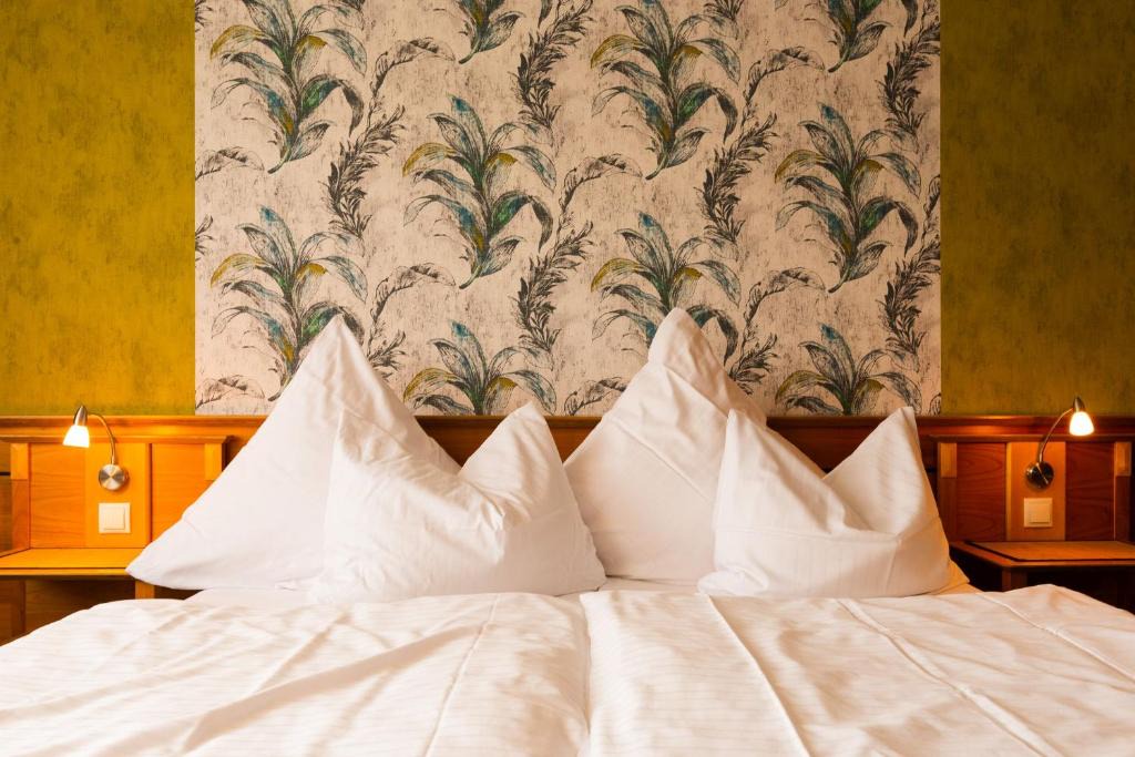 Iphofen Hotel | Biobausewein WEIN HOTEL LEBEN
