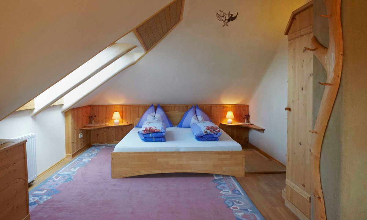 Eberstein House | Bionest II earth building apartment - Biolandhaus Arche