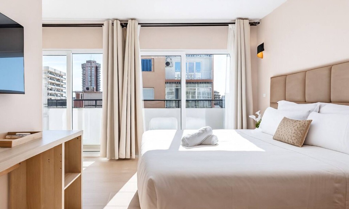 Fuengirola City Centre Hotel | blanca maris