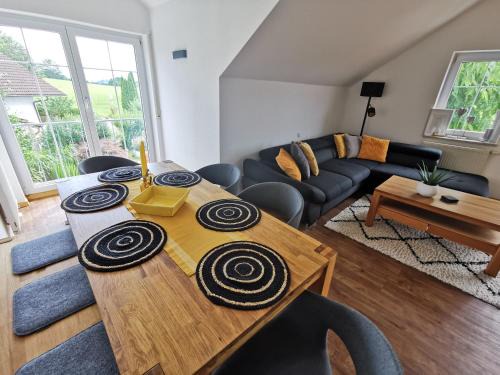 Doberatsweiler Apartment | BodenSEE Apartment Achberg Panoramablick