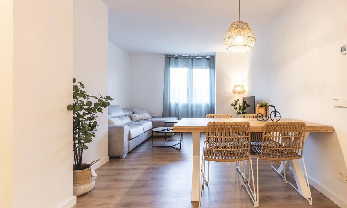 el Mercadal Apartment | Bravissimo Afra, 2-bedroom apartment in the center of Girona