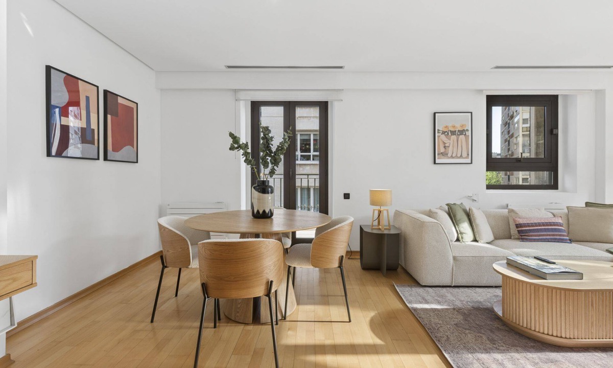 El Viso Apartment | Bright & Elegant 2BR with Terrace