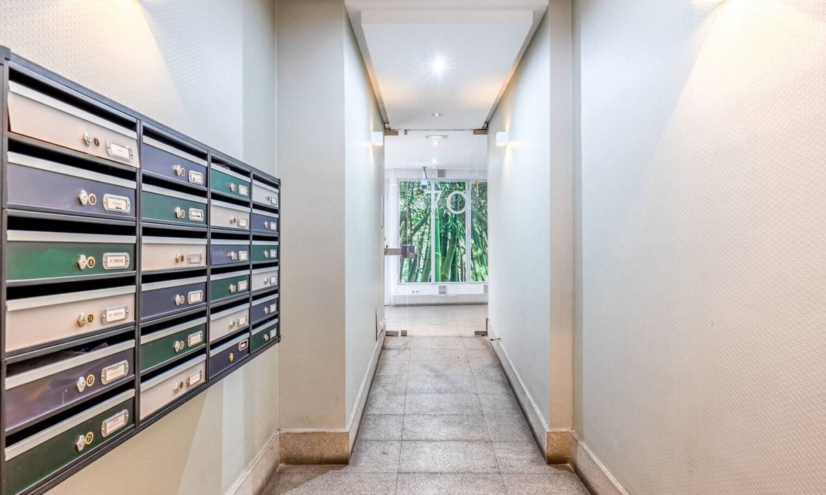 Barrio de La Latina Apartment | Bright Palacio 2BR, nr Shops & Nightlife, by Blueground