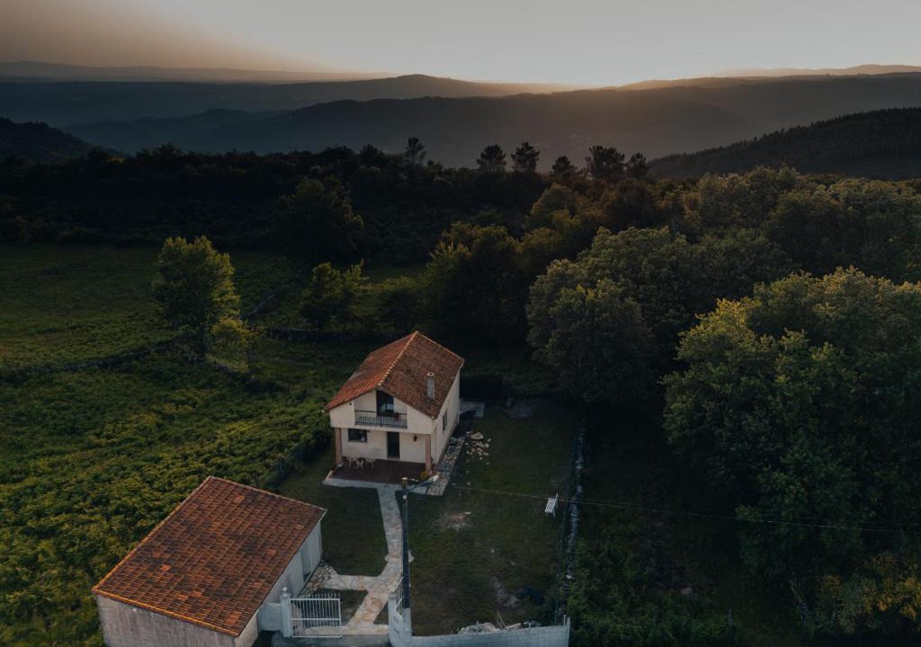 Nogueira de Ramuin Ski Chalet | Brisas do Monte, Casa en la montaña, Ribeira Sacra
