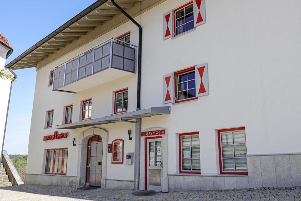 Kollnburg Hotel | Burggasthof Hauptmann