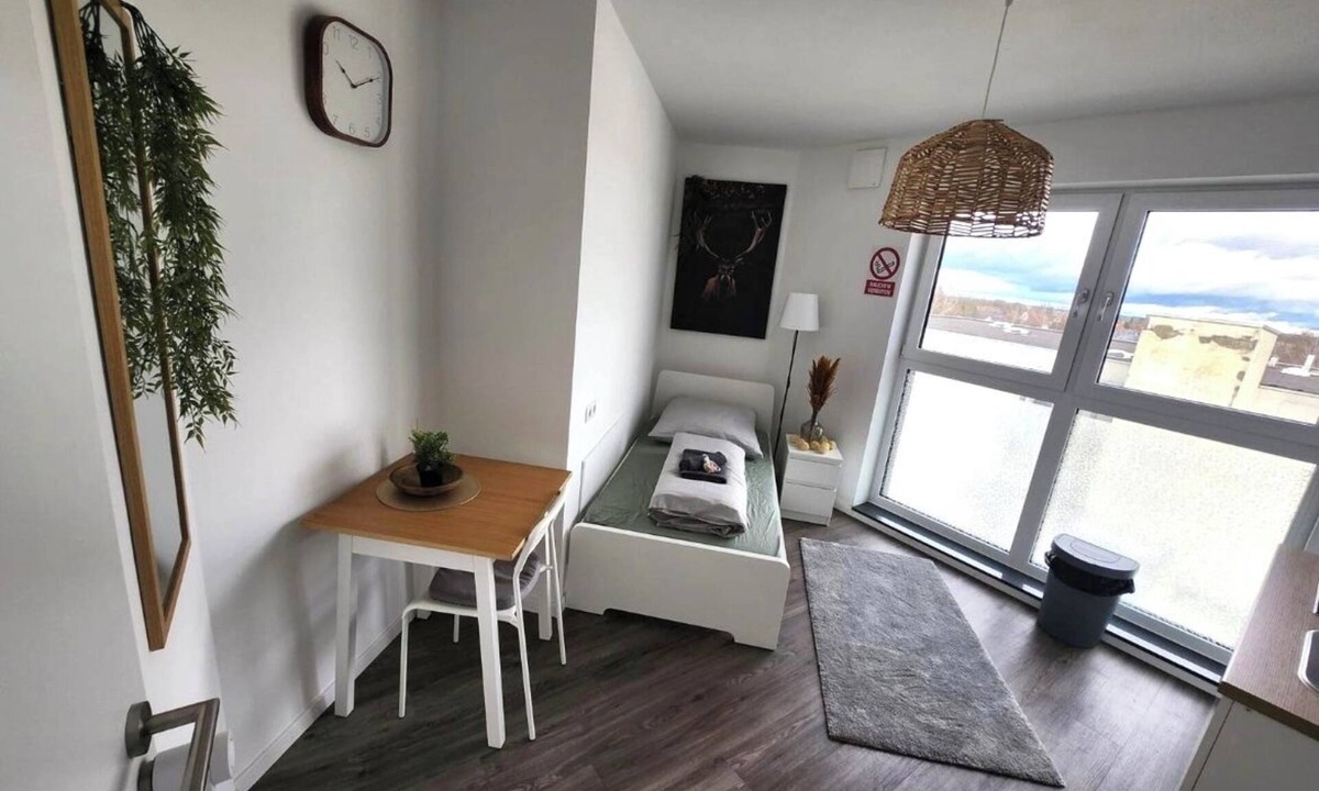 Neusaess Apartment | Business apartment with WIFI, elevator& Free parking