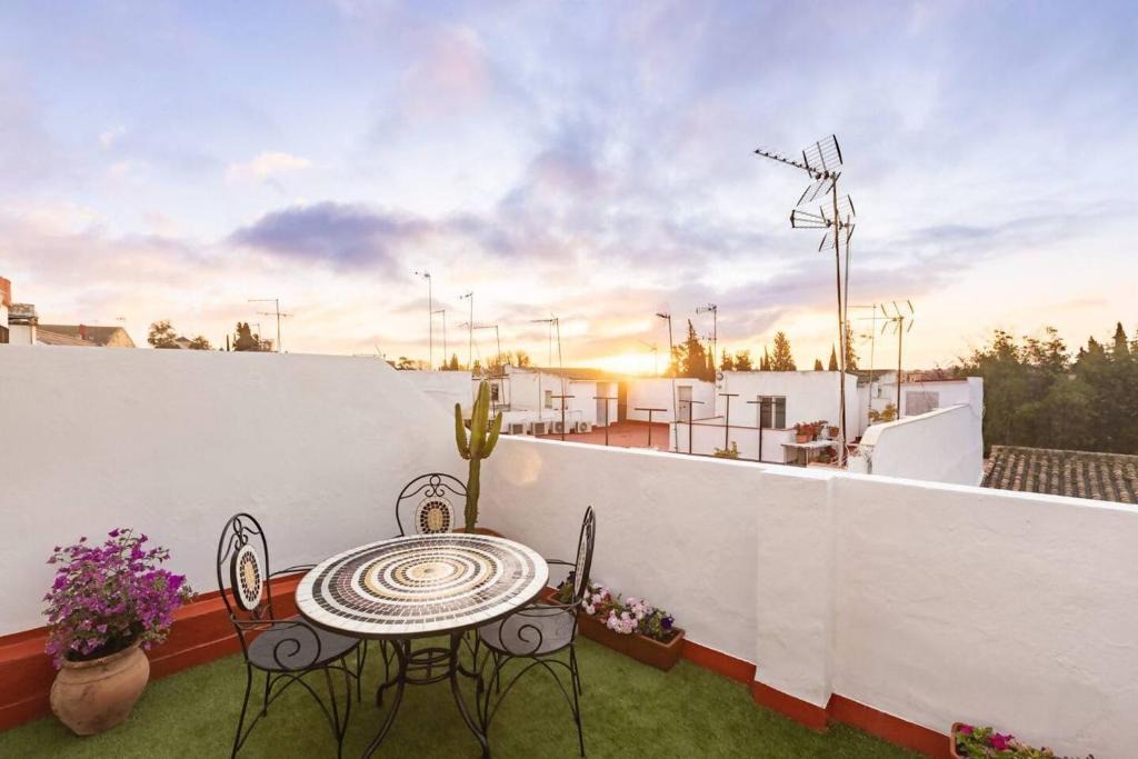 San Basilio Apartment | Casa 3 plantas con patio y Solárium privados BBQ