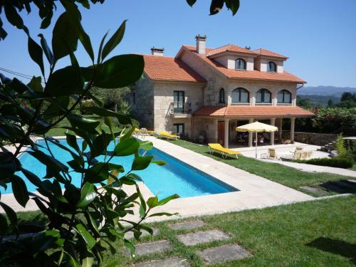 Ponteareas House | Casa das Pías