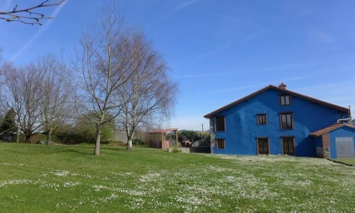 Miengo House | Casa El Portón - country house in Miengo (Cantabria), Northern Spain