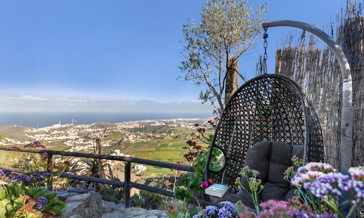 La Solana House | Casa Finca Mirador Bandama Sur – Rural Retreat with Private Jacuzzi and Views