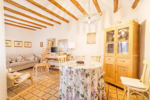 Juncosa House | Casa Estel Miracle
