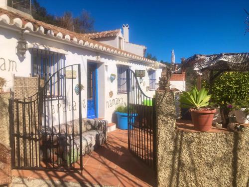 Comares House | Casa Ganesha
