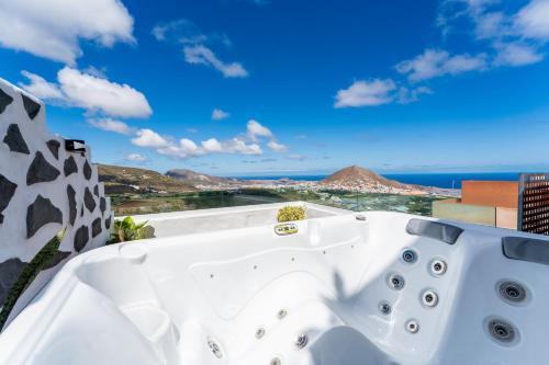 Santa Maria de Guia de Gran Canaria House | Casa Petra