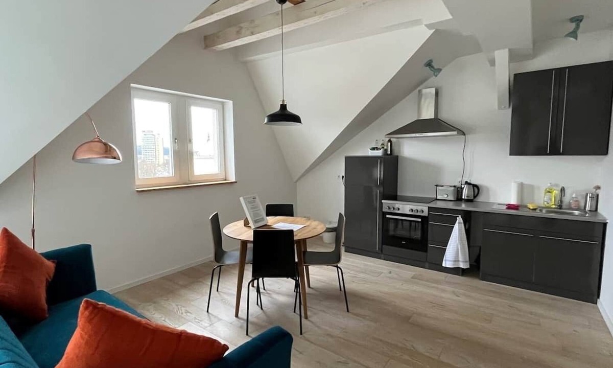 Gera Apartment | Central & bright - with elevator to the roof of the Häselburg (22)