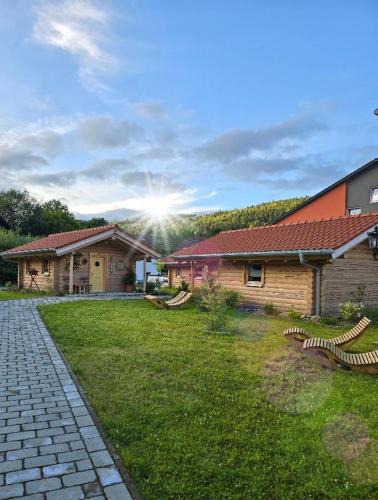 Regenhutte Ski Chalet | Chalet Hüttendorf 49 gradnord