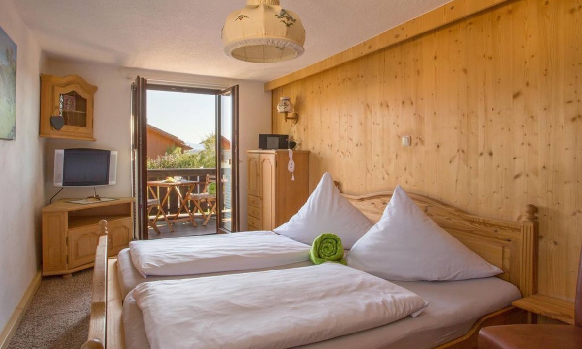 Pfronten Apartment | Chalet Murmel - Village chalet