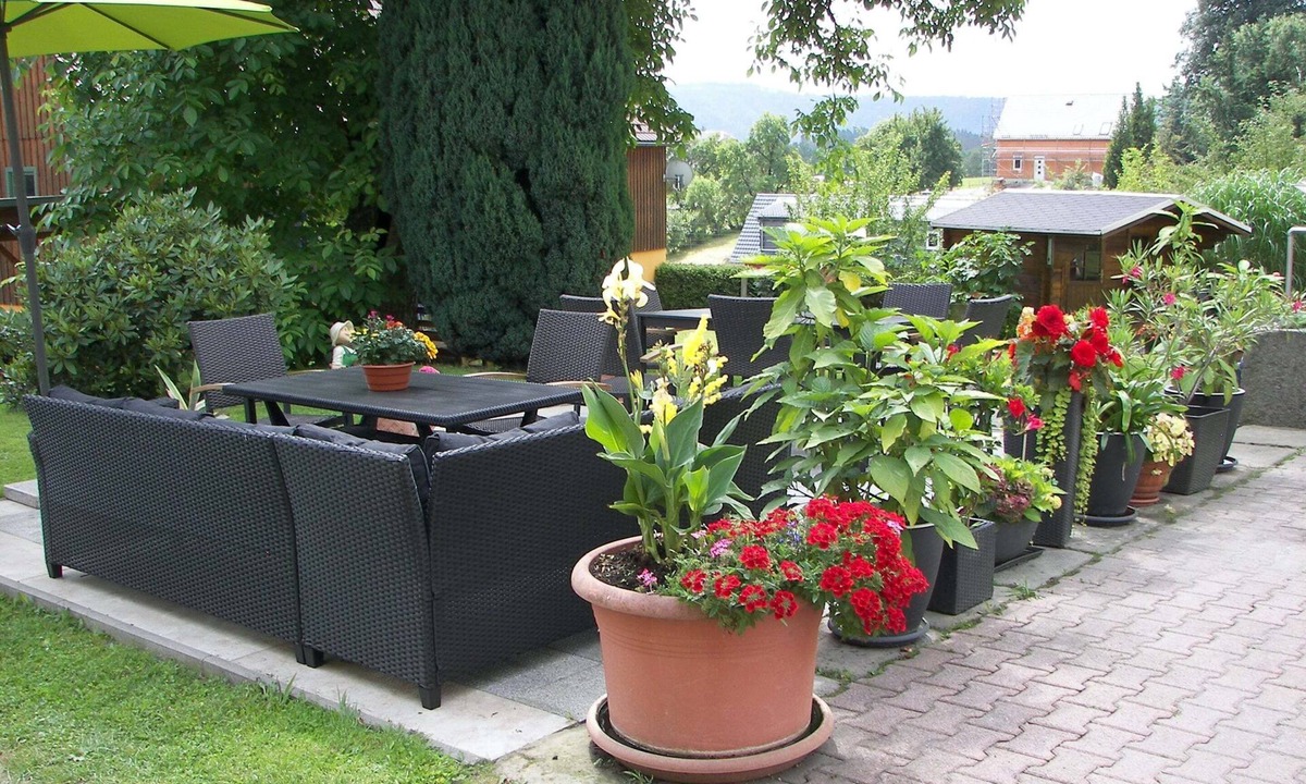Lichtenhain House | Charming Flat in Sebnitz With Garden