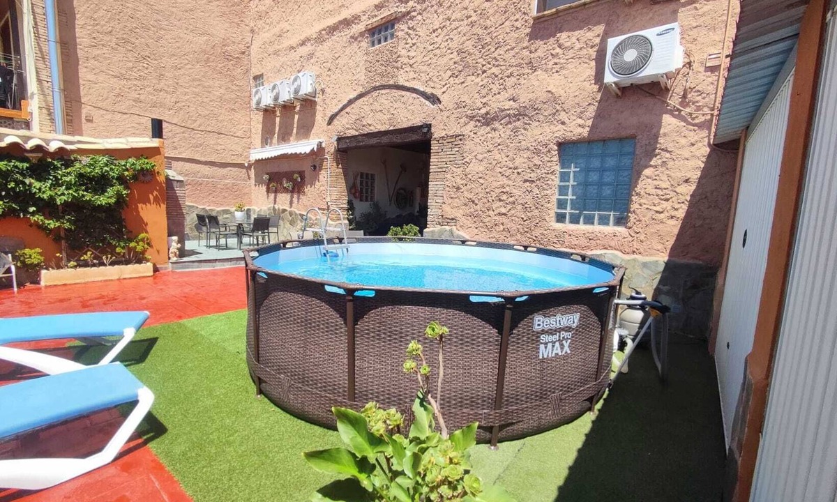 Alcala de Ebro Cottage | Charming House La Palmera de la Insula