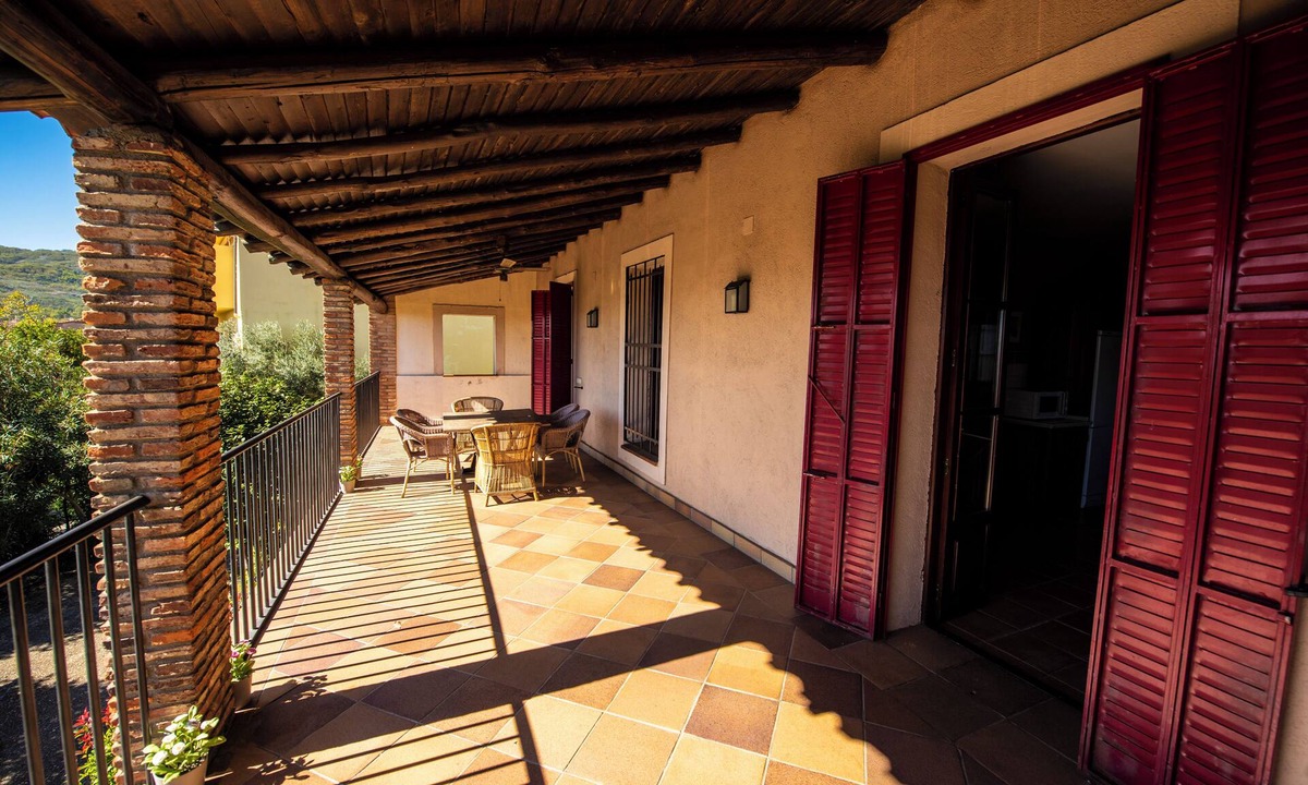 Hoyos Cottage | Charming rural house in Hoyos, Sierra de Gata. Nature and tranquility.