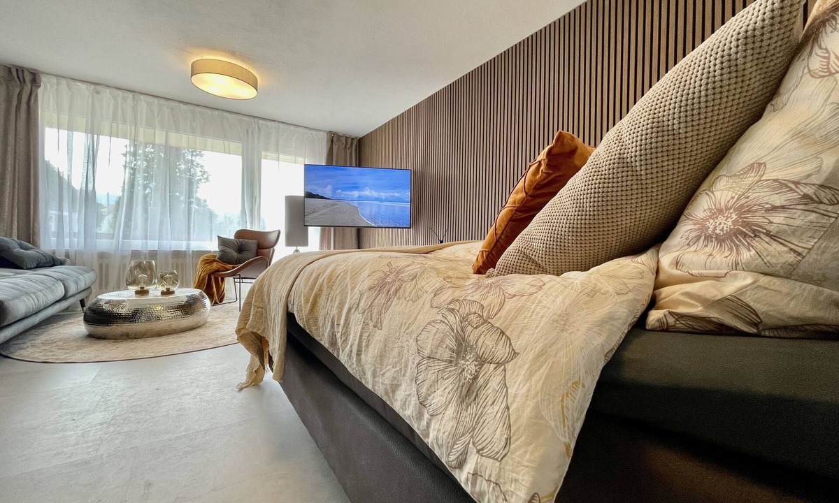 Kadelburg Apartment | Chic 1-room apartment - just a 2-minute walk from the Rhine