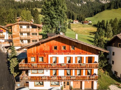 La Villa Hotel | Ciasa Nives