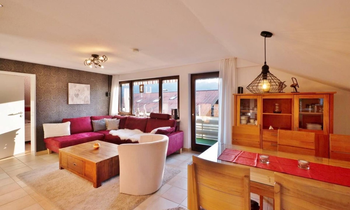 Oberstdorf Apartment | Comfort apartment Allgäublick* - top location in the southern spa district! (mountain railways included)