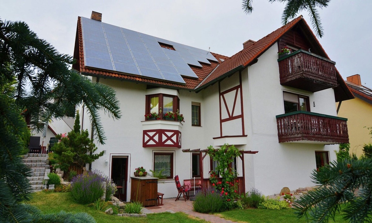 Zeil Villa | Comfort in Franconian Hills