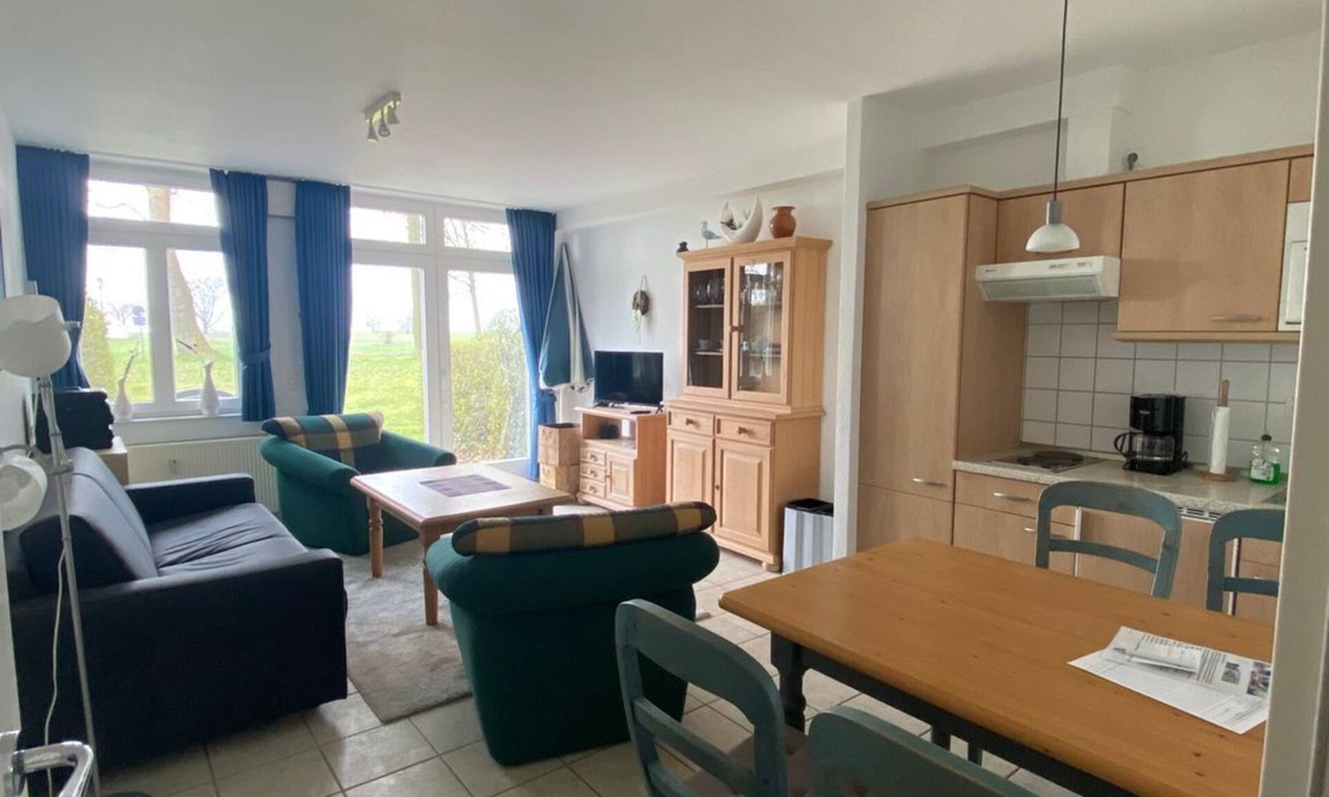 Stolpe b. Anklam Apartment | Comfortable country house on the lagoon in a quiet village and vacation complex - Das Landhaus