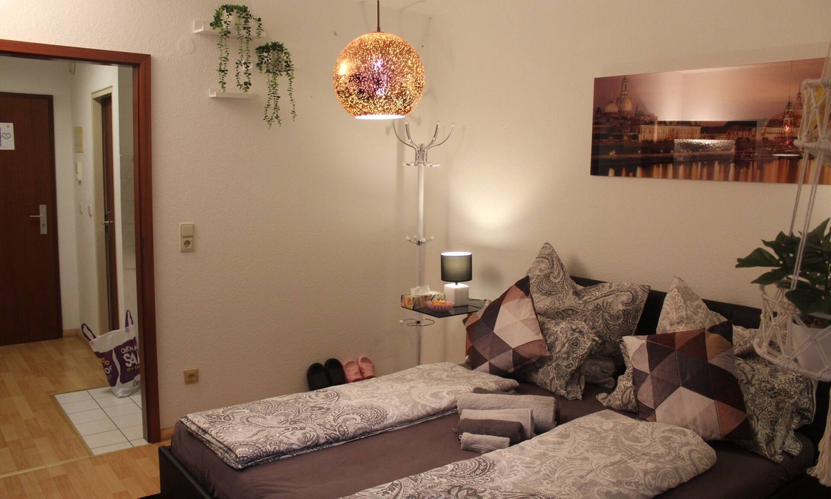 North Tolkewitz/Seidnitz Apartment | Comfortable Private Apartment on Elbe River